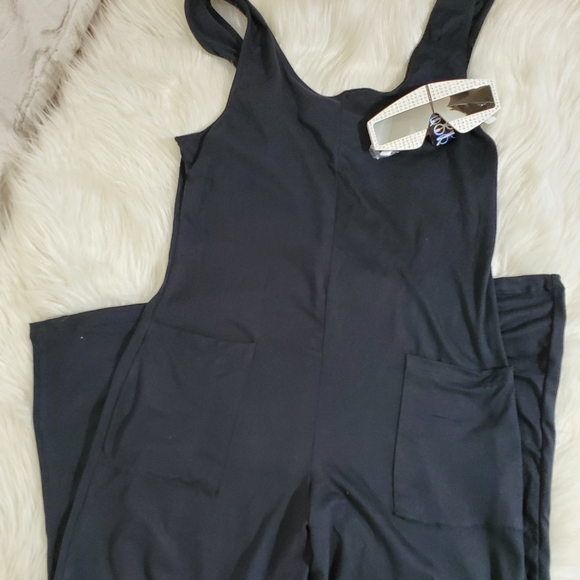 Nwt Black Wideleg Ankle Jumpsuit - Picture 5 of 5